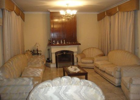 AsunciÓn / Barrio Seminario - Hermosa Residencia De 4 Dormitorios En Suite