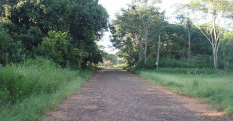 Ñemby / CaÑadita - Terreno De 560 Metros Cuadrados