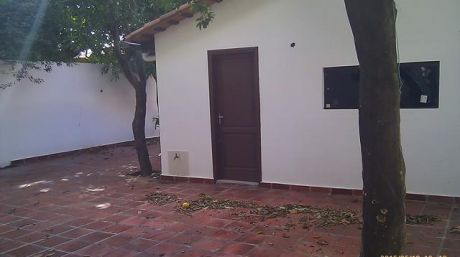 Amplio Terreno En Barrio Jara. De 460 M2 Con Dos Casas A Refaccionar