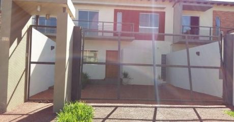 Hermoso Duplex En Barrio Herrera