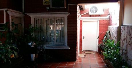 Vendo Amplia Casa En Villa Morra