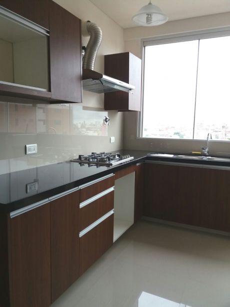 Departamento A Estrenar Sobre Av. Velarde
