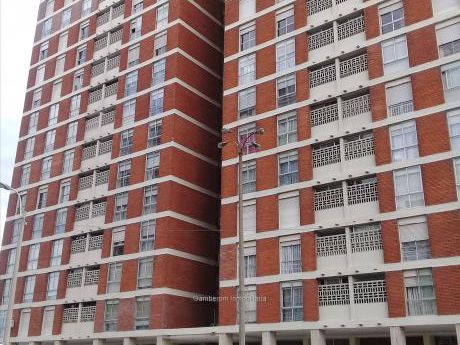 Apartamento En Barrio Sur