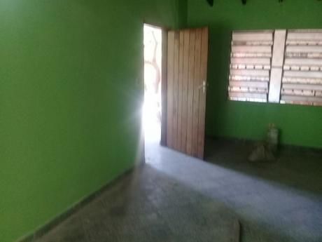 Alquilo Casa En LambarÉ