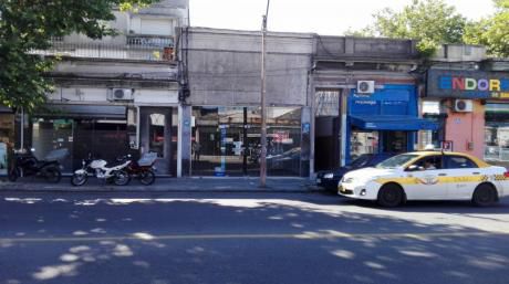 Avda. Gral. Flores 2841