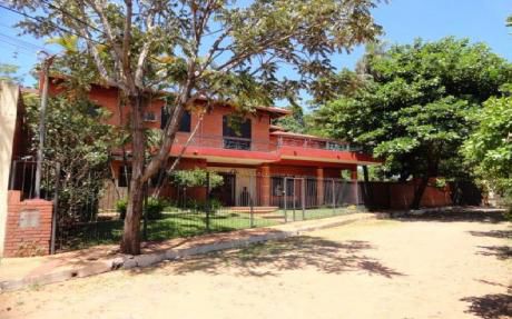 Residencia En Urbanización Aranjuez