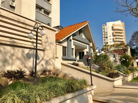 Hermoso Departamento En Alquiler - Edificio MonseÑor Santiesteban