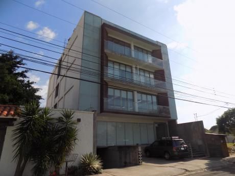 Equipetrol Norte, Edificio En Venta