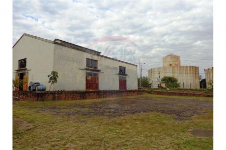 Imponente Predio En Distrito La Encarnación (sajonia) 17.000m2