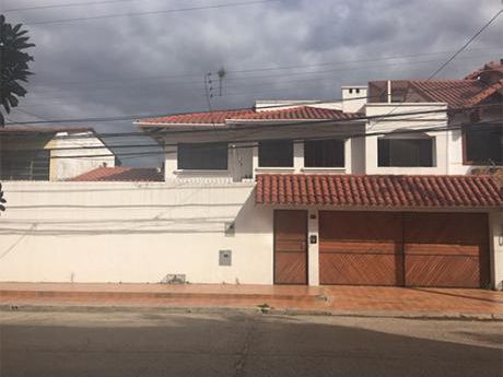 Hermosa Casa En Venta