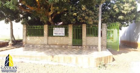 Residencia En Km 8 Acaray