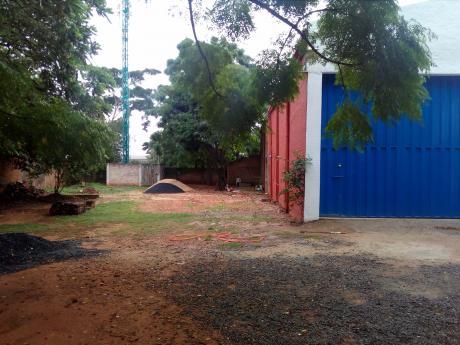 Deposito De 500 M2 Zona Colegio Gutemberg