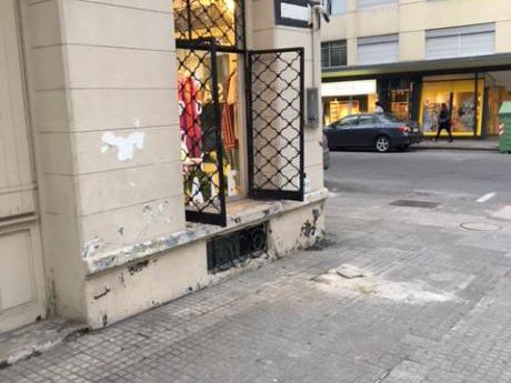 Traspaso Local Comercial En El Corazón De Pocitos
