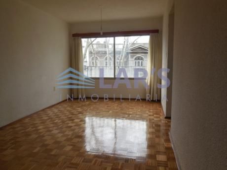 Apartamentos En Cordón