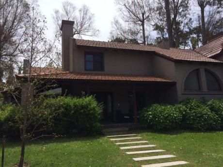 Hermosa Casa En Punta Del Este