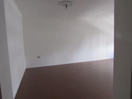 Amplio Apartamento Sobre 18 De Julio