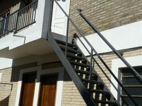 Alquilo Departamento De 1 Dormitorio En Lambare Zona Campus Uaa Heroes Del 70