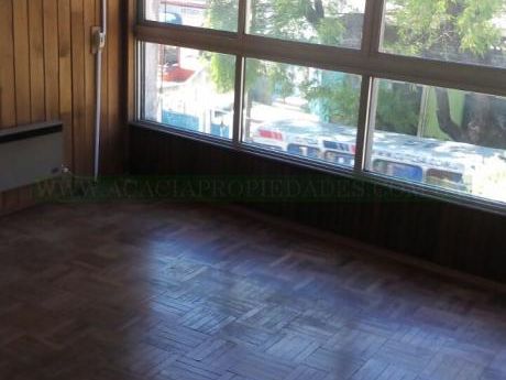 Apto. 2 Dorm. En Buceo