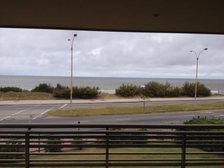 Espectacular Apartamento Sobre Rambla