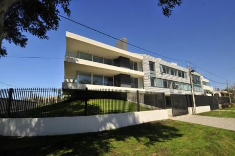 Apartamento 3 Dormitorios En Carrasco