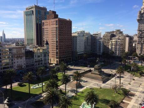 Apto 184 M2 Plaza Independencia.