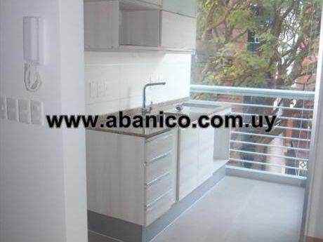 2 Dorm Con Garaje, Rentado A Muy Buen Precio! Con Garaje Incluido!