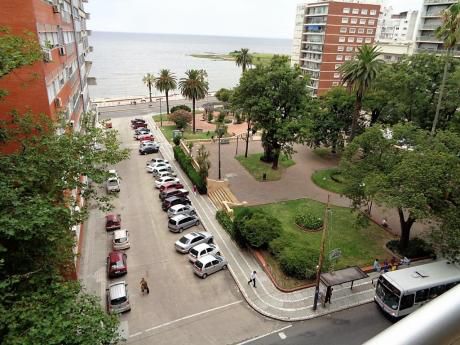 A Pasos Del Mar Y Plaza Gomenzoro, Equipado!!