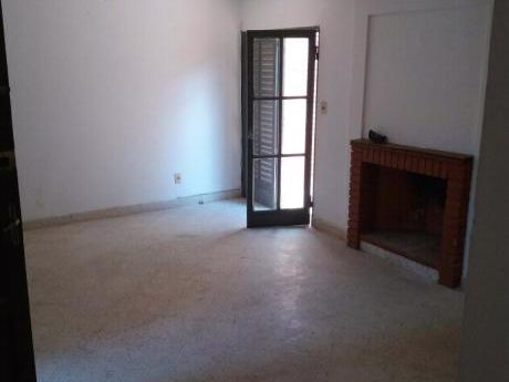 Alquilo Duplex En Villamorra