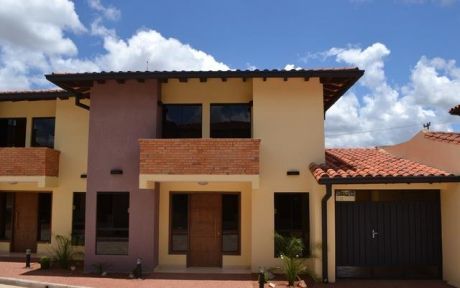 Duplex A Estrenar En Condominio! Zona Mcal Lopez Y Santa Teresa