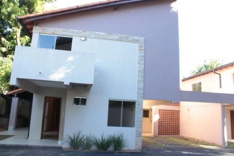 Duplex En Lambare Gs. 3.500.000