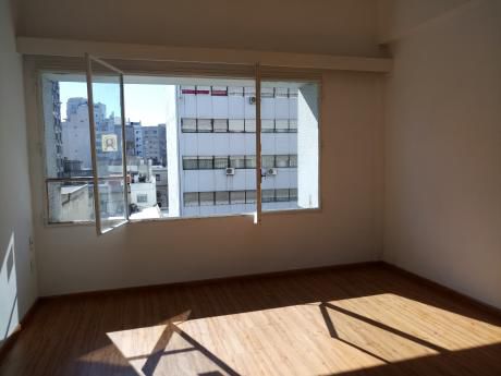 Gran Apto, Ideal Vivienda, Consultorio U Oficina.