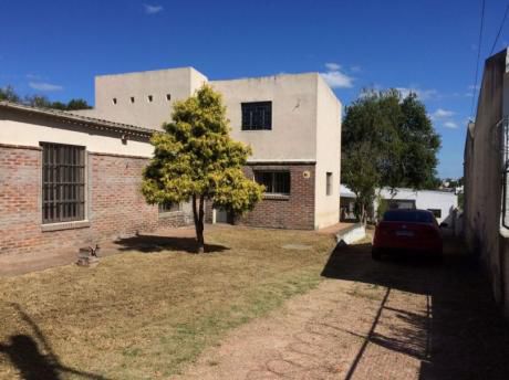 Cosio Pedro Y Camino Carrasco (casa + Gran GalpÓn)