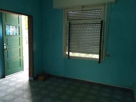 Oficina Sosa - Apto. Tipo Casa En Capurro