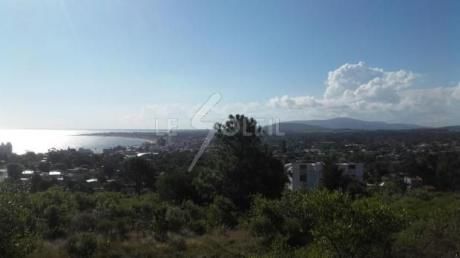 Terreno En Piriapolis (centro)