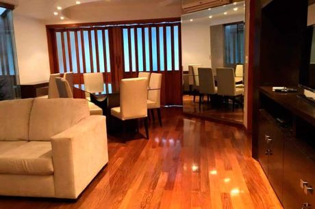 Duplex En Las Carmelitas, Asunción