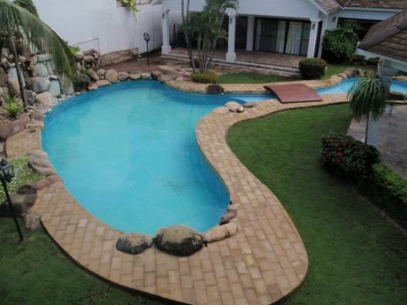 Barrio Equipetrol Hermosa Casa De 2 Plantas