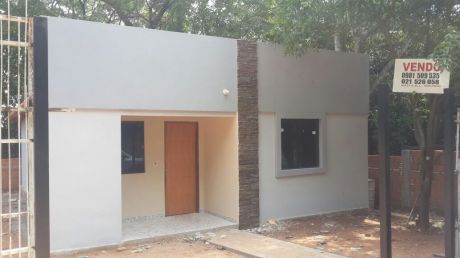 Vendo Hermosa Casa A Estrenar En Villa Elisa, De 3 Habitaciones.