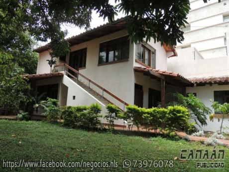 Vendo Hermosa Casa Tiene Un Total De 7 Dormitorios, 10 Baños, 4 Iivin