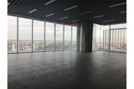 Se Alquila Excelente Oficina En Edificio Ambassador