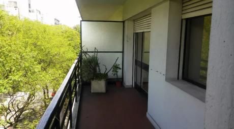 Terraza De 13mts. Con Losa Central Y Vig 24 Amplio Ellauri Y Scoseria