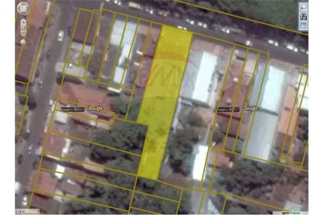 Propiedad De 877m2 En El Centro De Luque