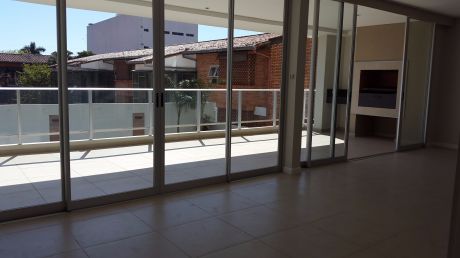 A Estrenar, Villa Morra, A Pasos De Avda. EspaÑa, Depto 3 Dorm En Suite.