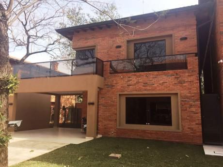 Tierra Inmobiliaria - Fabulosa Casa En Barrio Cerrado De 3 Dormitorios!!