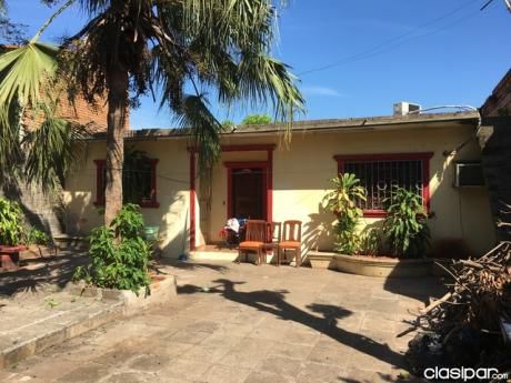 Inmueble C/ 2 Salones Comerciales F/ Casa Grutter