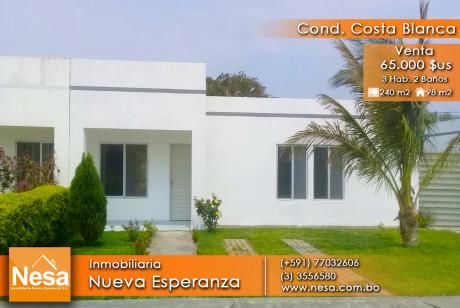 Bonita Casa En Venta - Condominio Costa Blanca
