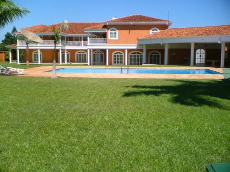 Casa De Lujo En Laguna Grande