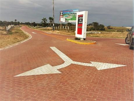 Terreno Urubo, Buen Retiro, Urb. Lomas Del Urubó Sur