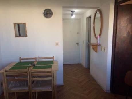 Apto 1 Dormitorio En Pleno Centro - Períodos Cortos O Anual!