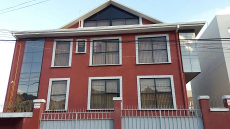 Venta Departamento Duplex (precio De Remate $us 130.000)