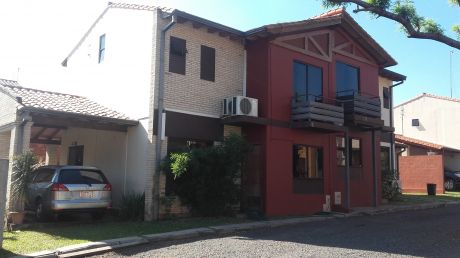 Vendo O Alquilo Casa En Barrio Cerrado!